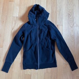 Lululemon zip up hoodie. Color black. Size 6.